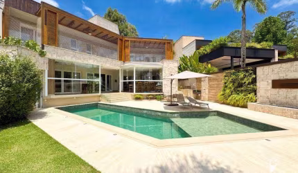 Casa Mobiliada com 5 dormitórios à venda, 687 m² por R$ 12.000.000 - Tamboré 1 - Barueri/SP