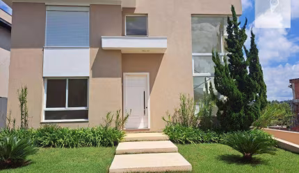 Ótima Casa em Alphaville em Excelente Condomínio! 4 Suítes, Vista P/ Mata!
