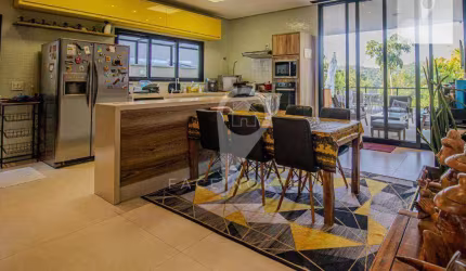 Casa em Alphaville com 4 dormitórios à venda, Vista Para Mata