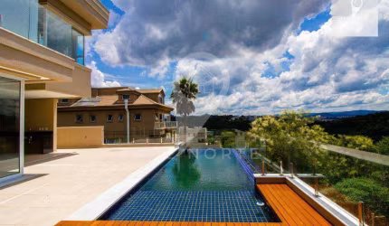 Maravilhosa Casa Nova! Vista Cinematográfica! Piscina Borda Infinita e Elevador!