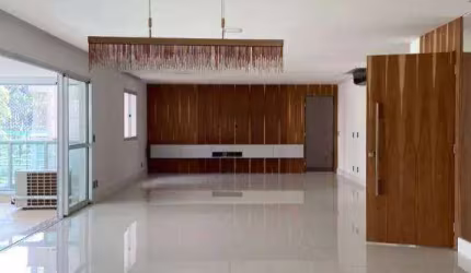 Apartamento C/ 235 Mts, 3 Suítes, 3 vagas ! Centro de Alphaville!