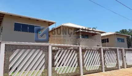 Casa comercial à venda na AUGUST DIE SAINT HILARIE, Todos, Parque Jardim Brasil, Caldas Novas por R$ 1.600.000