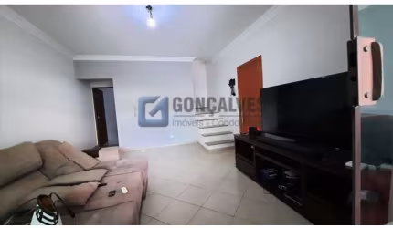 Casa com 3 quartos à venda na JAMELAO, R, Cooperativa, São Bernardo do Campo por R$ 565.000