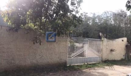 Chácara / sítio com 3 quartos à venda na CANINDE, R, Km 4, Ribeirão Pires, 1279 m2 por R$ 680.000