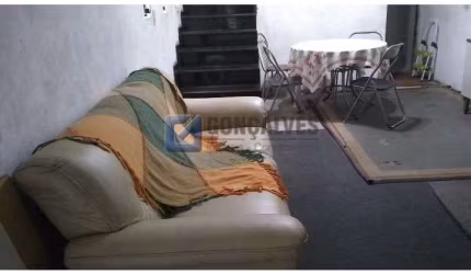 Casa com 3 quartos à venda na RAQUIEL DA CUNHA, R, Jordanópolis, São Bernardo do Campo por R$ 950.000