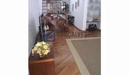 Casa com 3 quartos à venda na JOSE GOMES MORENO, R, Parque Terra Nova II, São Bernardo do Campo, 224 m2 por R$ 960.000