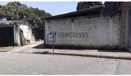 Terreno à venda na ROSA INEZ BRUNI PINCHIARO, R, Dos Finco, São Bernardo do Campo por R$ 310.000