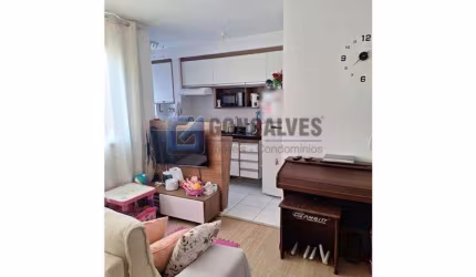 Apartamento com 2 quartos à venda na FABIO EDUARDO RAMOS ESQUIVEL, AV, Canhema, Diadema, 44 m2 por R$ 274.000
