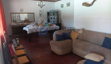 Chácara / sítio com 3 quartos à venda na JUPITER, R, Centro, Suzano, 250 m2 por R$ 1.000.000