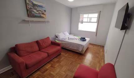Sala Living a venda na quadra da Praia do Boqueirão em Santos / SP