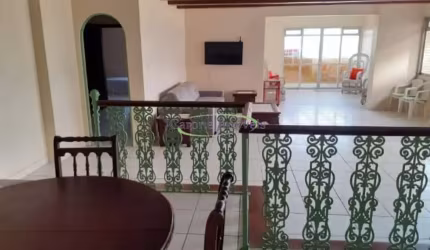 Apartamento Frente Mar com 265 m²  e  2 vagas no bairro da Aparecida em Santos / SP