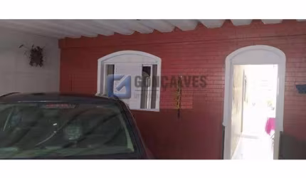 Casa com 2 quartos à venda na LAURO MULLER, R, Vila Palmares, Santo André, 108 m2 por R$ 435.000