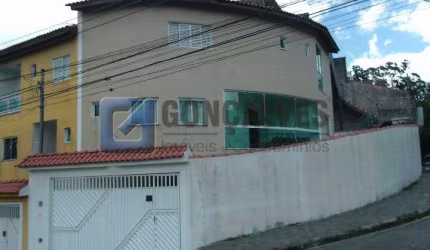 Casa com 3 quartos à venda na DOMINGOS CERCHIARI, R, Jardim Las Vegas, Santo André por R$ 650.000