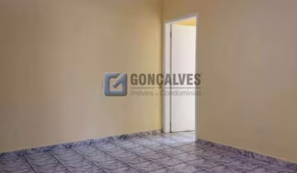 Casa com 2 quartos para alugar na BARRETOS, R, Baeta Neves, São Bernardo do Campo, 135 m2 por R$ 2.250