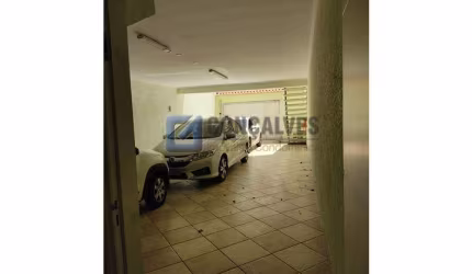 Casa com 3 quartos para alugar na RAMIZ GALVAO, R, Vila Assunção, Santo André, 250 m2 por R$ 5.500
