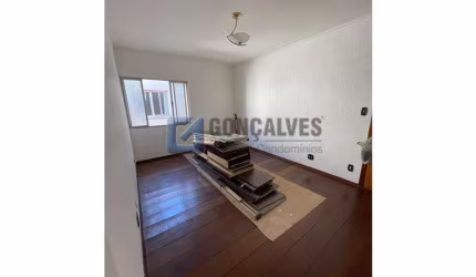 Apartamento com 2 quartos para alugar na IRANI, R, Jardim Stella, Santo André, 75 m2 por R$ 1.800