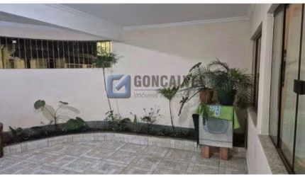 Casa com 2 quartos para alugar na APOSTOLO FELIPE, R, Eldorado, Diadema, 450 m2 por R$ 3.500