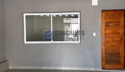 Casa com 2 quartos para alugar na MOGI GUASSU, R, Olímpico, São Caetano do Sul, 100 m2 por R$ 3.500