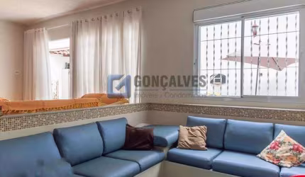 Casa com 3 quartos para alugar na AGOSTINHO MASINI, R, Parque Terra Nova II, São Bernardo do Campo, 350 m2 por R$ 5.200