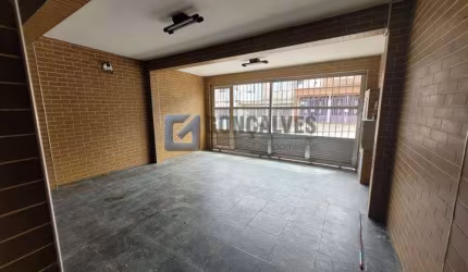 Casa com 3 quartos para alugar na PADRE PEDRO RIGO, R, Planalto, São Bernardo do Campo, 160 m2 por R$ 2.800