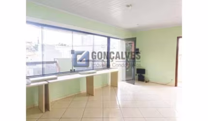 Casa com 3 quartos para alugar na DA CONSTITUICAO, R, Jardim Teles de Menezes, Santo André, 280 m2 por R$ 2.200