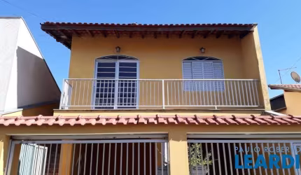 SOBRADO - RESIDENCIAL SANTA CLARA - MG