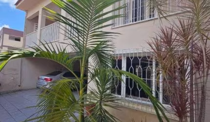 CASA ASSOBRADADA - SANTA LÚCIA - MG