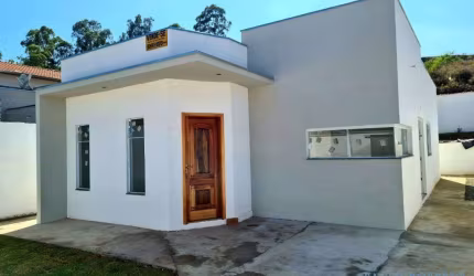 CASA TÉRREA - LOTEAMENTO RESIDENCIAL TIRADENTES - MG