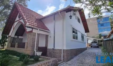 COMERCIAL - CENTRO - MG