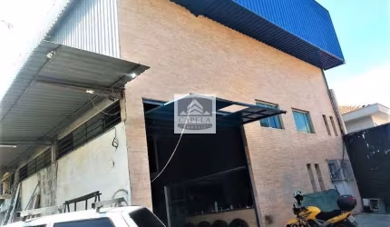 Aluga galpão para escritório com mais de 10 salas
