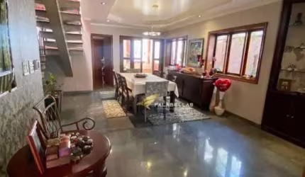 Casa com 4 dormitórios à venda, 461 m² por R$ 1.869.000,00 - Jardim Samambaia - Jundiaí/SP