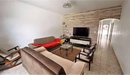 Casa com 3 dormitórios à venda, 180 m² por R$ 691.000,00 - Jardim Califórnia - Jundiaí/SP