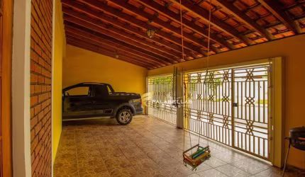 Casa com 3 dormitórios à venda, 263 m² por R$ 585.000,00 - Vila Esperança - Jundiaí/SP