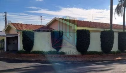 Casa com 3 quartos à venda na Rua Jacinto Palombo, 141, Loteamento Albertini, São Carlos, 174 m2 por R$ 550.000