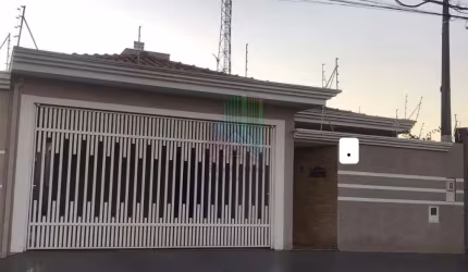 Casa com 3 quartos à venda na Rua Augusto Maria Patrizzi, 171, Residencial Itamarati, São Carlos, 184 m2 por R$ 560.000