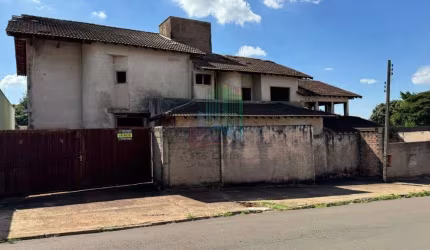 Casa com 6 quartos à venda na Rua Gregório Donato, 80, Parque Santa Marta, São Carlos, 486 m2 por R$ 700.000