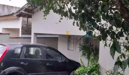 Casa à venda com terreno de 340m² no centro de Indaiatuba!