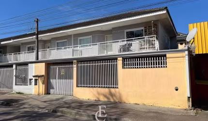 Casa a venda em Piraquara-PR