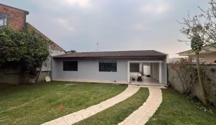 Casa a venda em Piraquara-PR