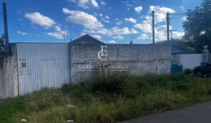Casa a venda em Pinhais-PR