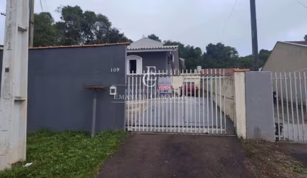Casa de esquina a venda em Piraquara-PR