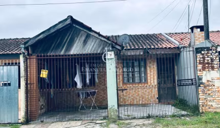 Casa a venda em Piraquara-PR