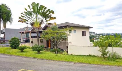 Casa com 3 dormitórios à venda, 330 m² por R$ 1.590.000,00 - Golf Village - Carapicuíba/SP
