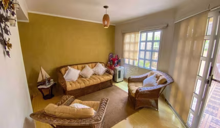 Casa com 3 dormitórios à venda, 134 m² por R$ 680.000 - Granja Viana