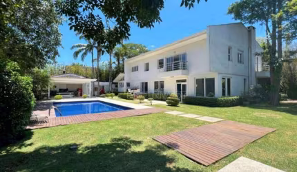 Casa com 4 dormitórios, 541 m² - venda por R$ 4.250.000,00 ou aluguel por R$ 24.595,00/mês - Forest Hills - Jandira/SP