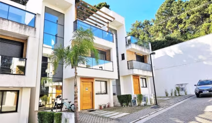 Casa com 3 dormitórios à venda, 150 m² por R$ 880.000,00 - Granja Viana - Cotia/SP