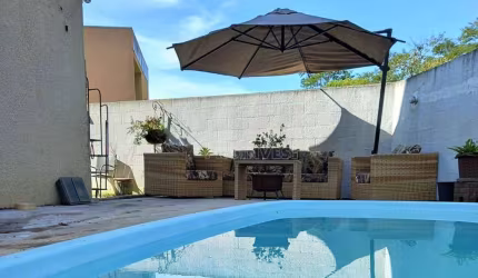 Casa com 3 dormitórios à venda, 120 m² por R$ 600.000,00 - Parque Monjolo - Cotia/SP