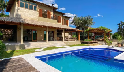 Casa com 3 dormitórios à venda, 530 m² por R$ 4.200.000,00 - Granja Viana - Carapicuíba/SP