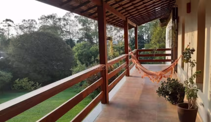 Casa com 3 dormitórios à venda, 323 m² por R$ 1.500.000,00 - Chácaras Bartira - Embu das Artes/SP