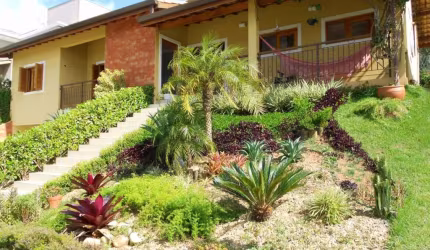 Casa com 3 dormitórios à venda, 264 m² por R$ 1.300.000,00 - Santa Adélia - Vargem Grande Paulista/SP